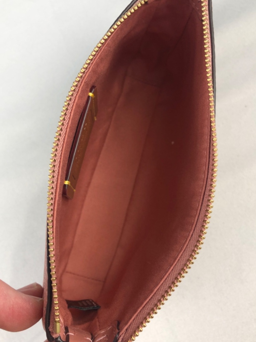 NWT Coach Plaza Bag 18 In Signature Canvas Brass Melon Pink CCD38 Wristlet - Picture 7 of 13